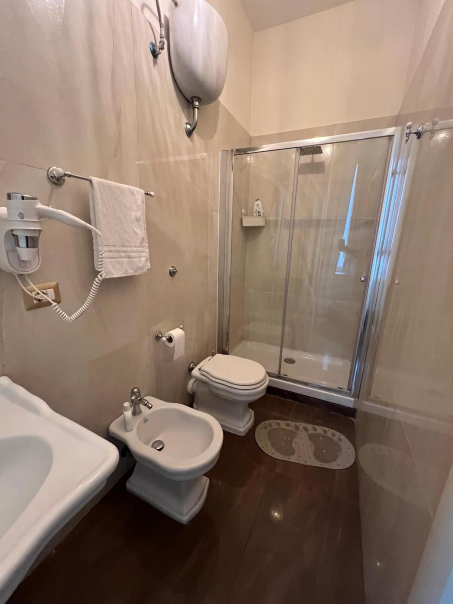 Maria Francesca Bed & Breakfast Naples